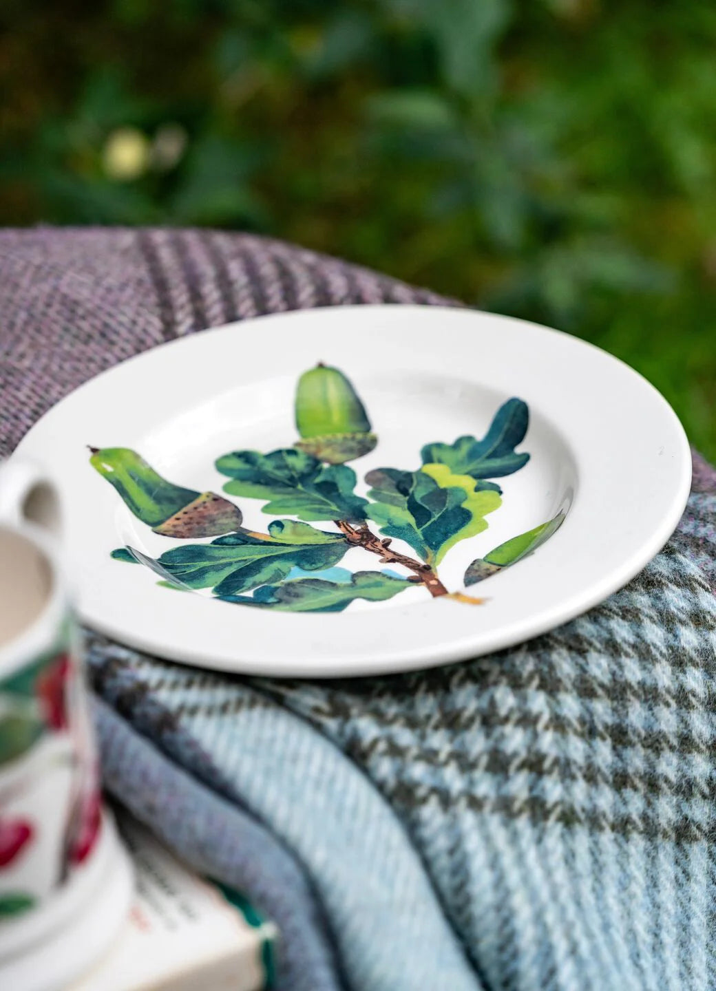 Acorns Plate
