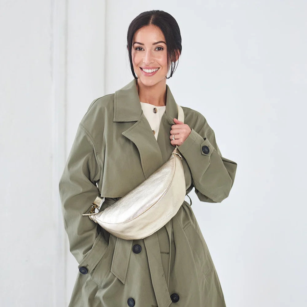 Ellie Beaumont Hobo Bag Gold