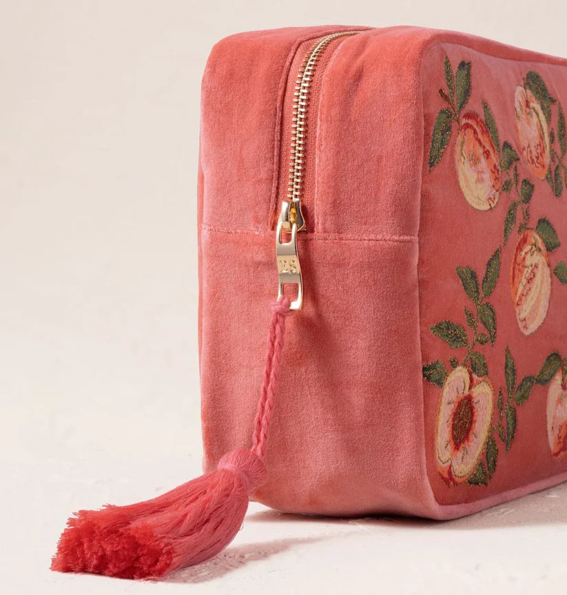 Elizabeth Scarlett Summer Peach Wash Bag