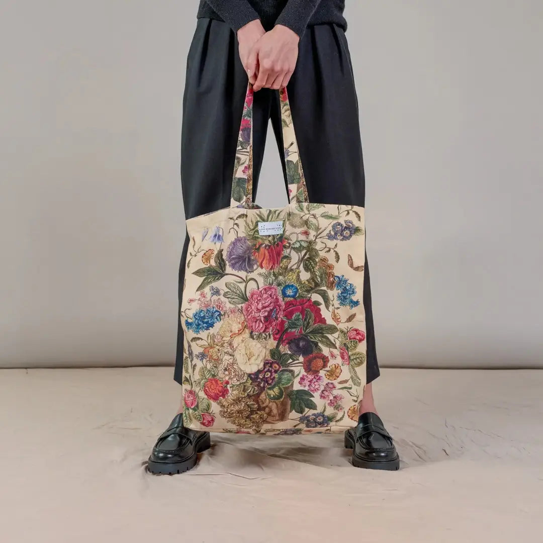 One Hundred Stars Primula Black Canvass Bag